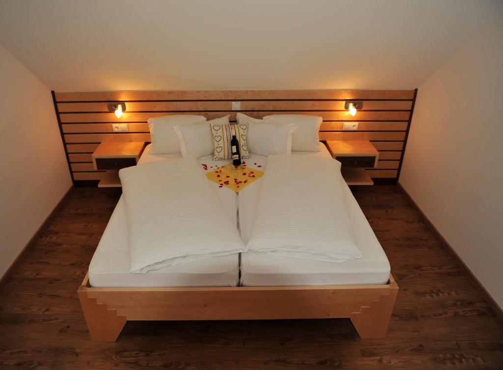 Gasthaus - Gaestehaus Schusterbauer Rein Chambre photo
